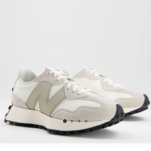New Balance 327 Sneakers
